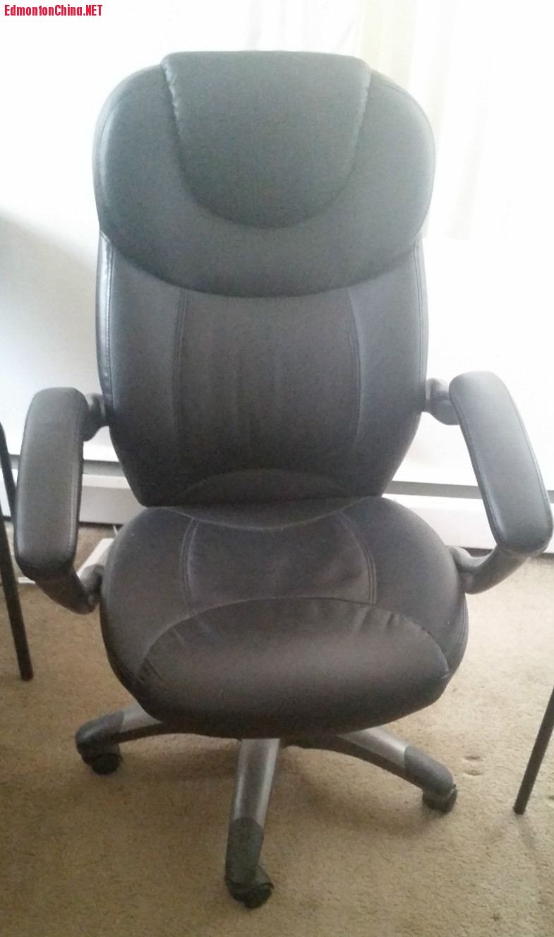 chair.jpg