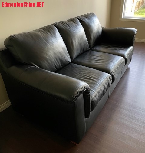 sofa 2.jpg